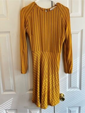Samsoe & Samsoe dress. Size S, US 4. Used but in very good condition.